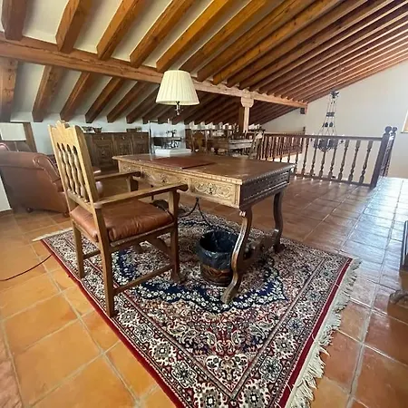 Quinta Mazagatos Segovia * 拉拉斯特里拉