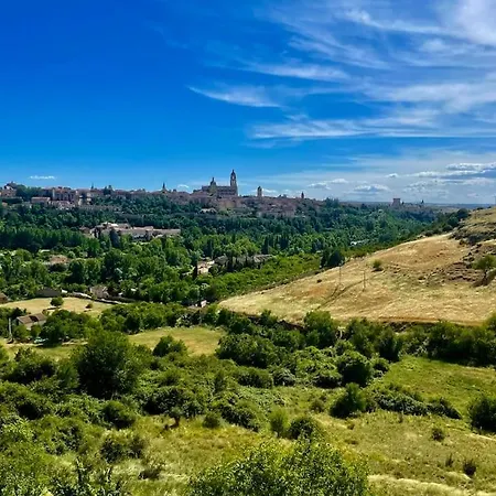 Quinta Mazagatos Segovia 拉拉斯特里拉